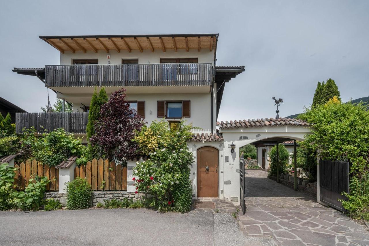 Charmed House Villa Fiumes Dış mekan fotoğraf